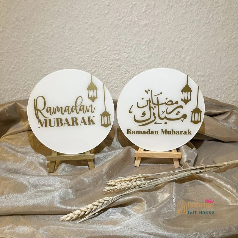 Gold and white Islamic home decor for Ramadan and Eid celebrations
