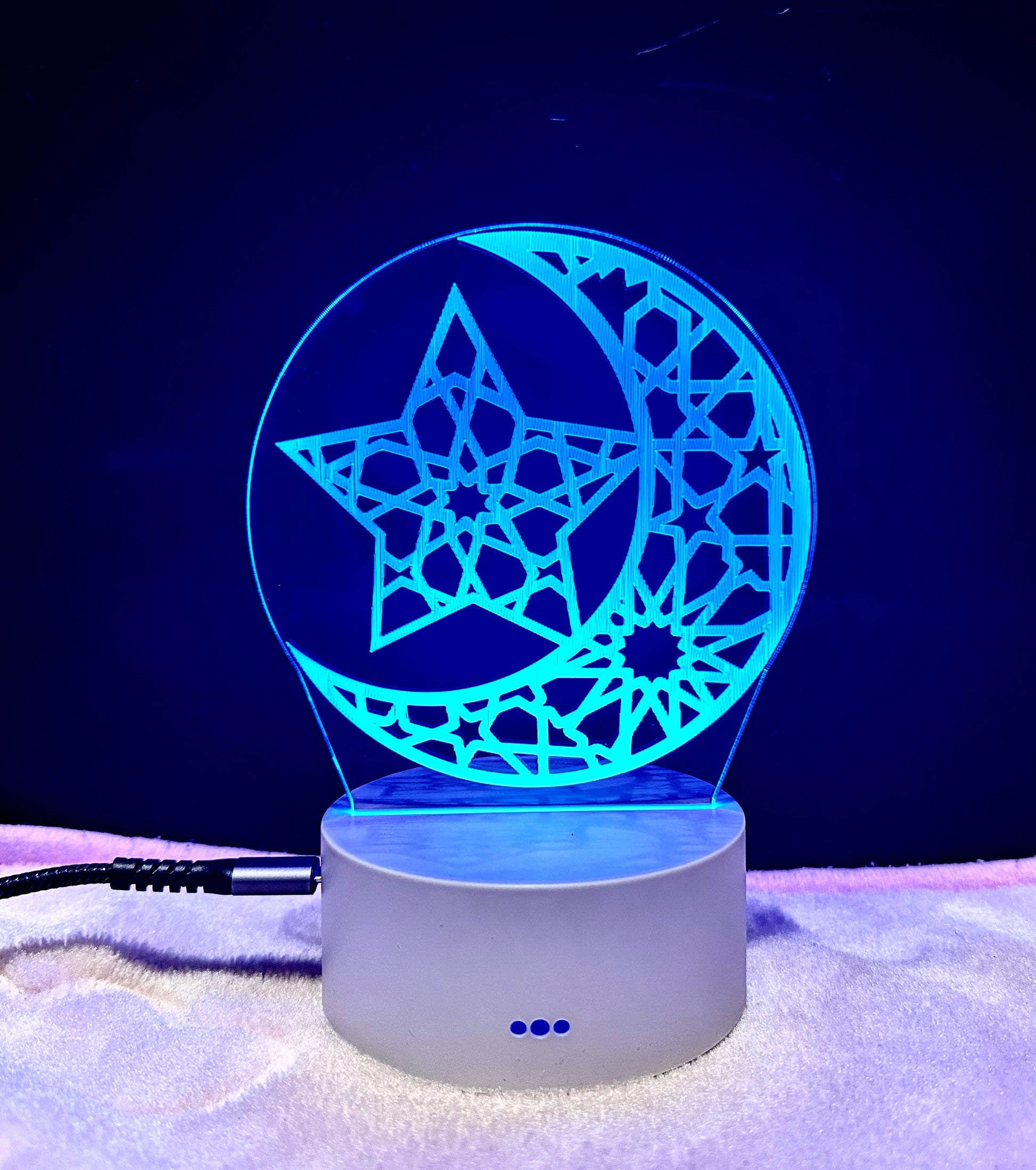 Eid Mubarak Ramadan lamp UK – festive Islamic night light with glowing base