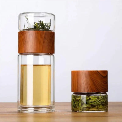 Tea infuser bottle UK – 260ml glass travel flask with strainer, eco-friendly housewarming gift